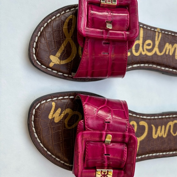 Like new Sam Edelman pink big buckle slides size 8 - Picture 3 of 7